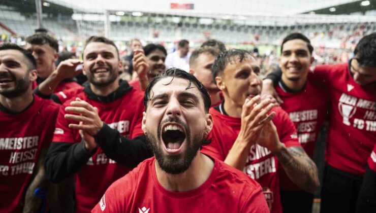 Avrupa futbolunda bu sezon on yıllarca süren şampiyonluk hasretleri bitti