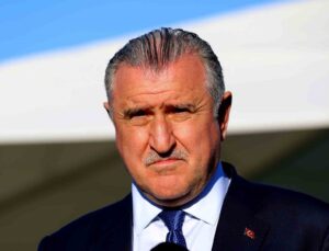 Bakan Osman Aşkın Bak: “Milli takımımız Dünya Kupası’nda çok iyi işler yapacak”
