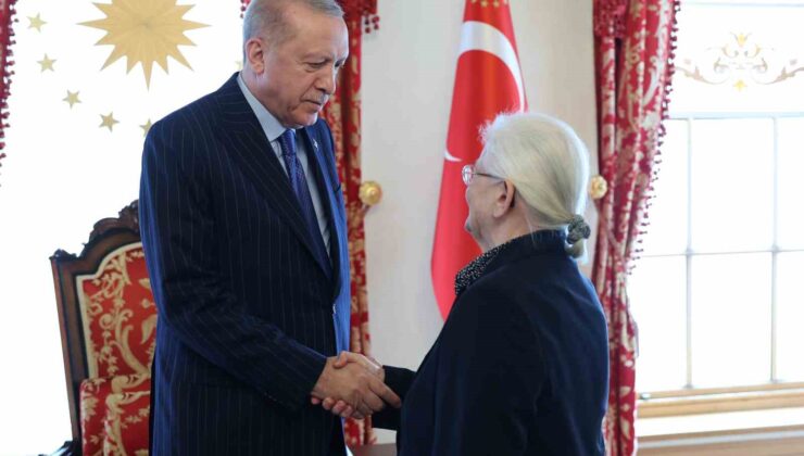 Demokrasi şehitleri mağdurları ilk kez Dolmabahçe’de