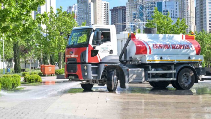 Esenyurt Belediysi’nde Bayram mesaisi: Park ve piknik alanları dip köşe temizlendi