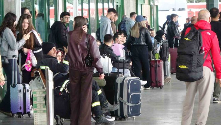 Kocaeli’de otogarda bayram yoğunluğu: Biletler tükenmiş durumda