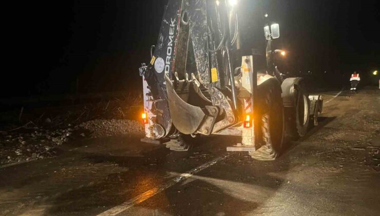 Osmaneli’de sağanak etkili oldu, ulaşım aksadı