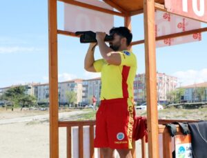 Sakarya’da bayramda cankurtaranların hayat nöbeti