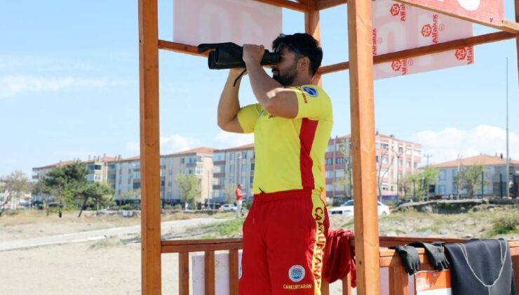 Sakarya’da bayramda cankurtaranların hayat nöbeti