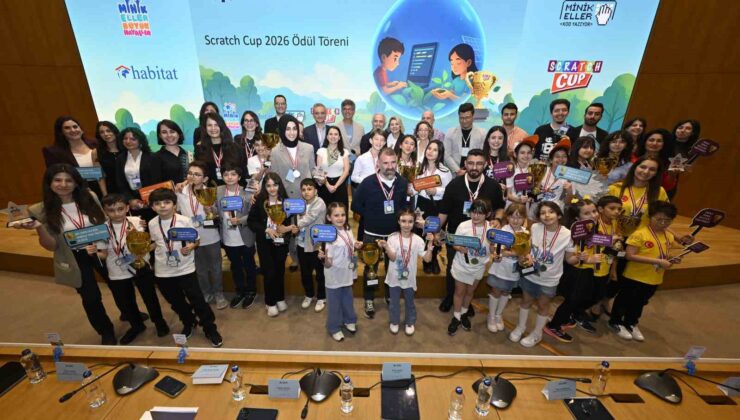 Scratch Cup 2026’da ‘Minik Eller’, “Gelecek İçin Bir Damla” temasıyla sürdürülebilirlik ve net sıfır odağında projeler geliştirdi