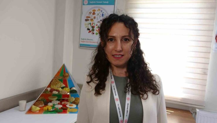 Uzmanından “bayramda dengeli beslenin” uyarısı