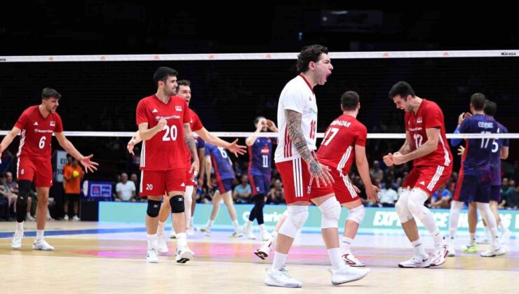 A Milli Erkek Voleybol Takımı, Fransa’yı 3-0 mağlup etti