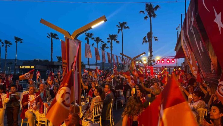 Bandırma’da Galatasaray’ın 26. şampiyonluğu coşkuyla kutlandı