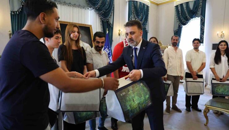 Başkan Vekili Biba, şampiyon marşın bestecilerini ağırladı