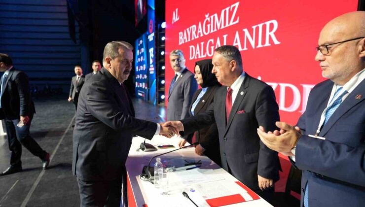 BBP’nin kurultayında Bursa’dan 5 isim MKYK’ya seçildi