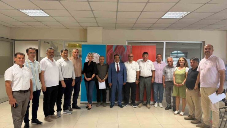 Burhaniye’de proje yürütücülerine törenle belge verildi