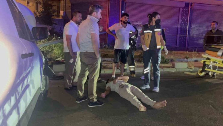 Çorlu’da aydınlatma direğine çarpan araç hurdaya döndü