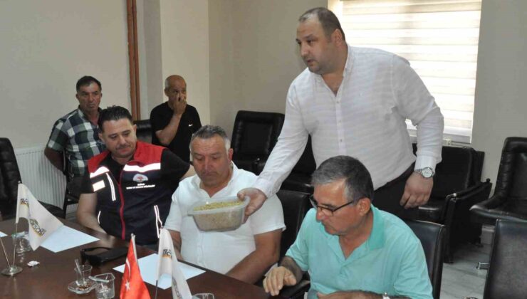 Keşan’da hasat edilen ilk arpanın salon satışı yapıldı