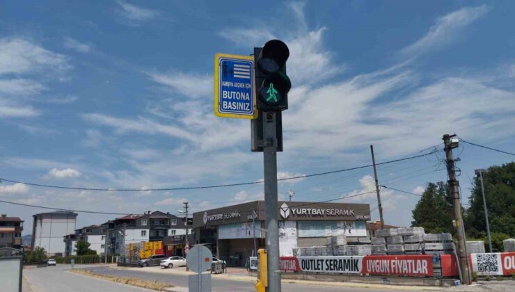 Kocaeli’de trafik güvenliği için 269 kavşakta 7/24 sinyalizasyon takibi