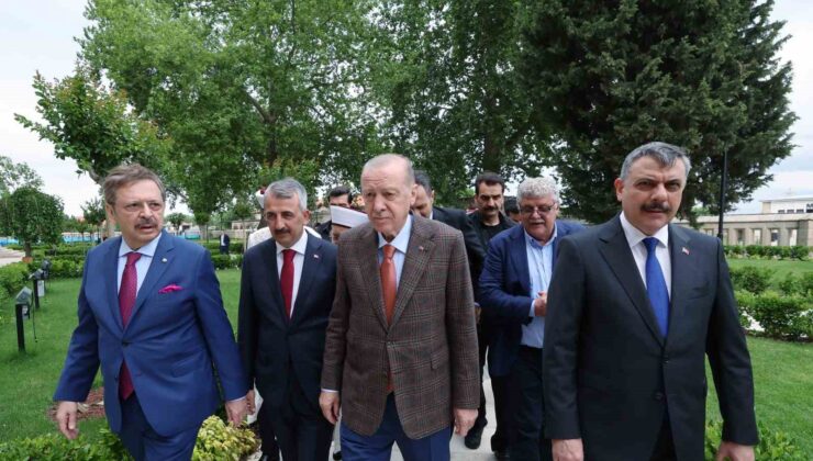 Selimiye yeniden ibadete açıldı