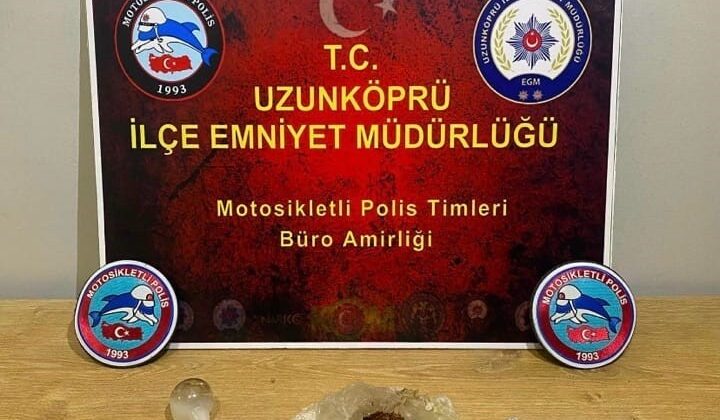 Uzunköprü’de şüpheli araçtan uyuşturucu çıktı